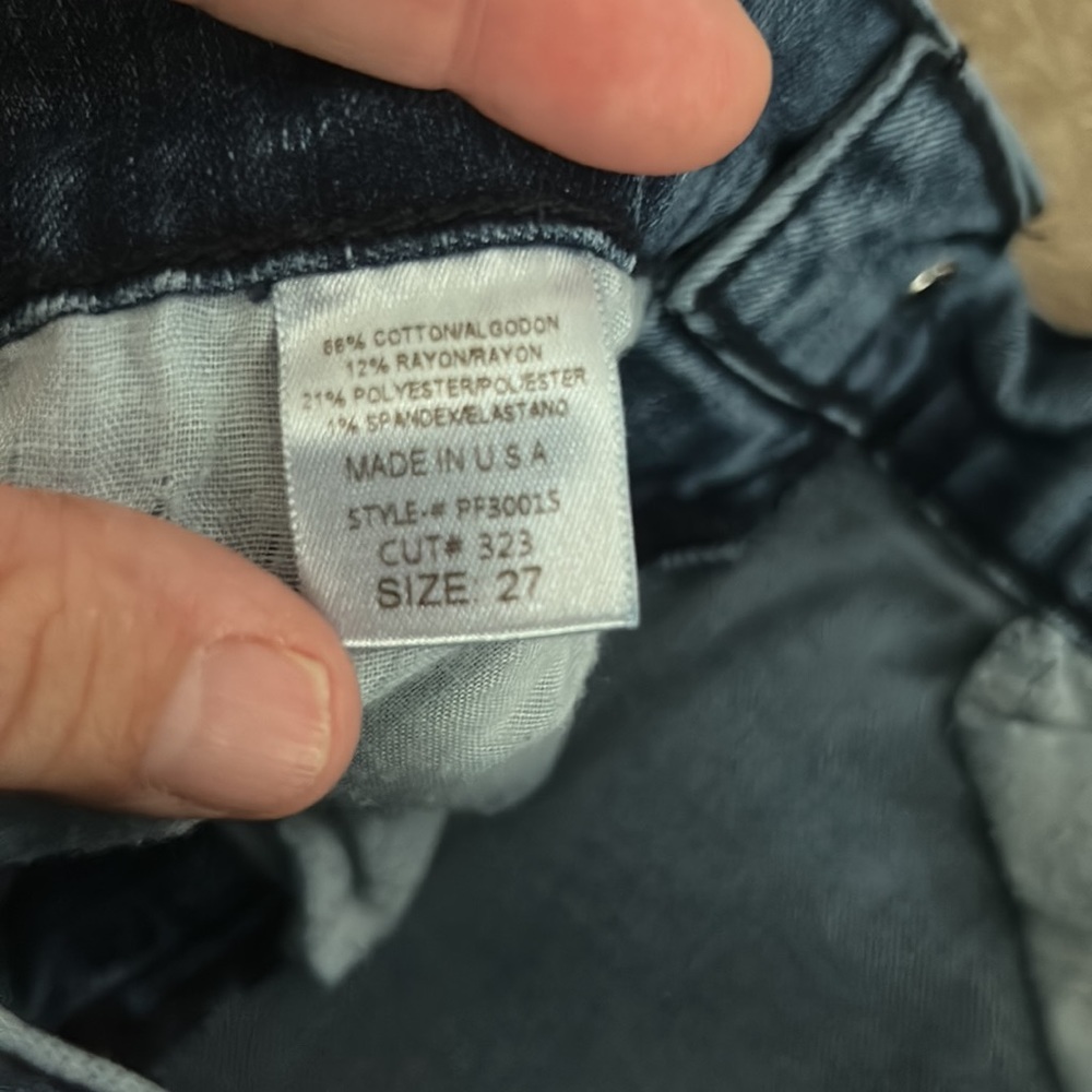 O2 Jeans size 27 Distressed - Picture 5 of 5